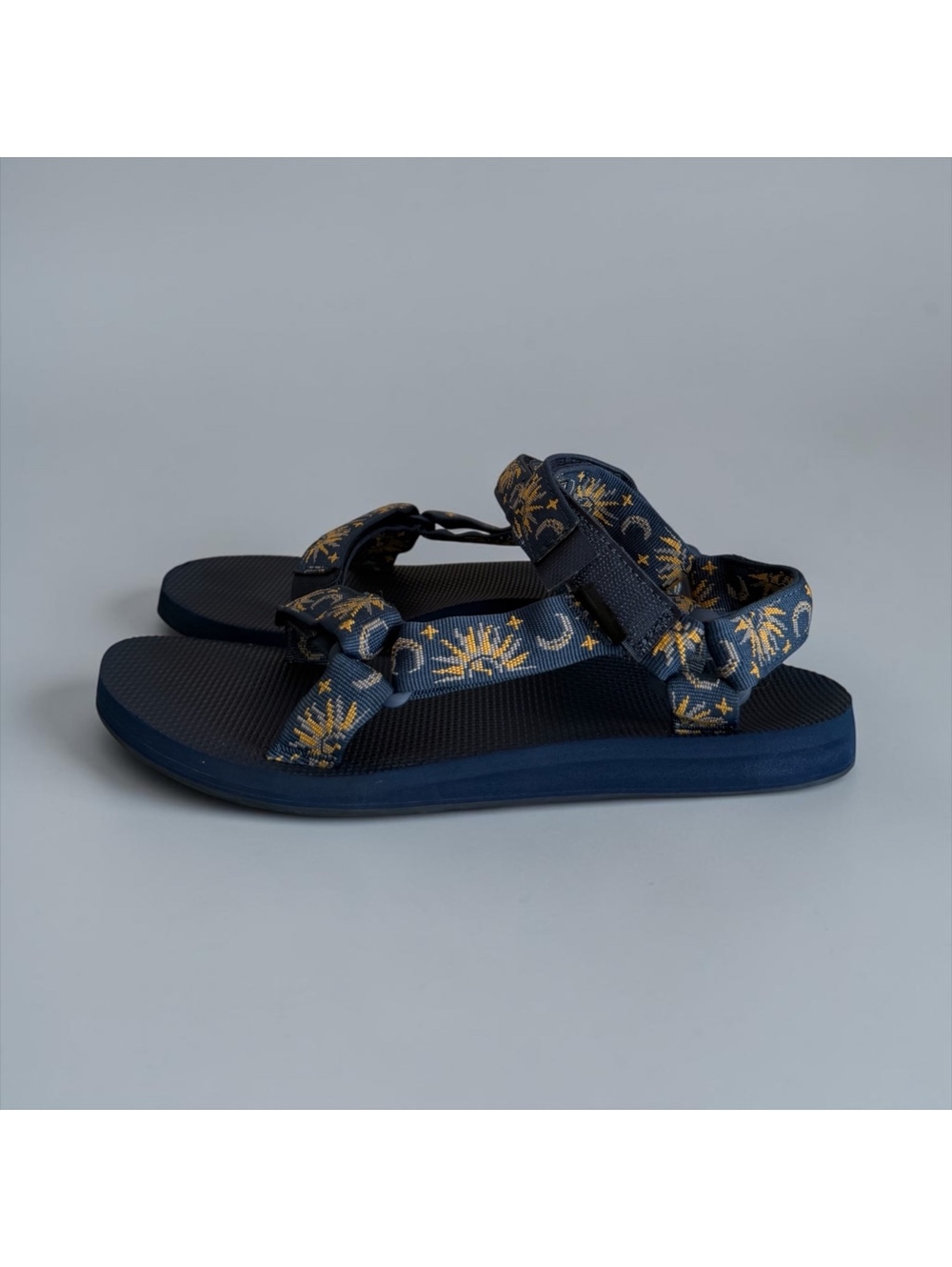 Teva Original Universal Sandals Sun & Moon Celestial Navy Blue Women’s Size 10
